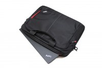 Vorschau: Lenovo ThinkPad Tragetasche Laptoptasche für Notebooks bis 15,6 Zoll von Targus inkl. Tragegurt Neu thinkstore24.de Vorschau: Lenovo ThinkPad Tragetasche Laptoptasche für Notebooks bis 15,6 Zoll von Targus inkl. Tragegurt Neu thinkstore24.de